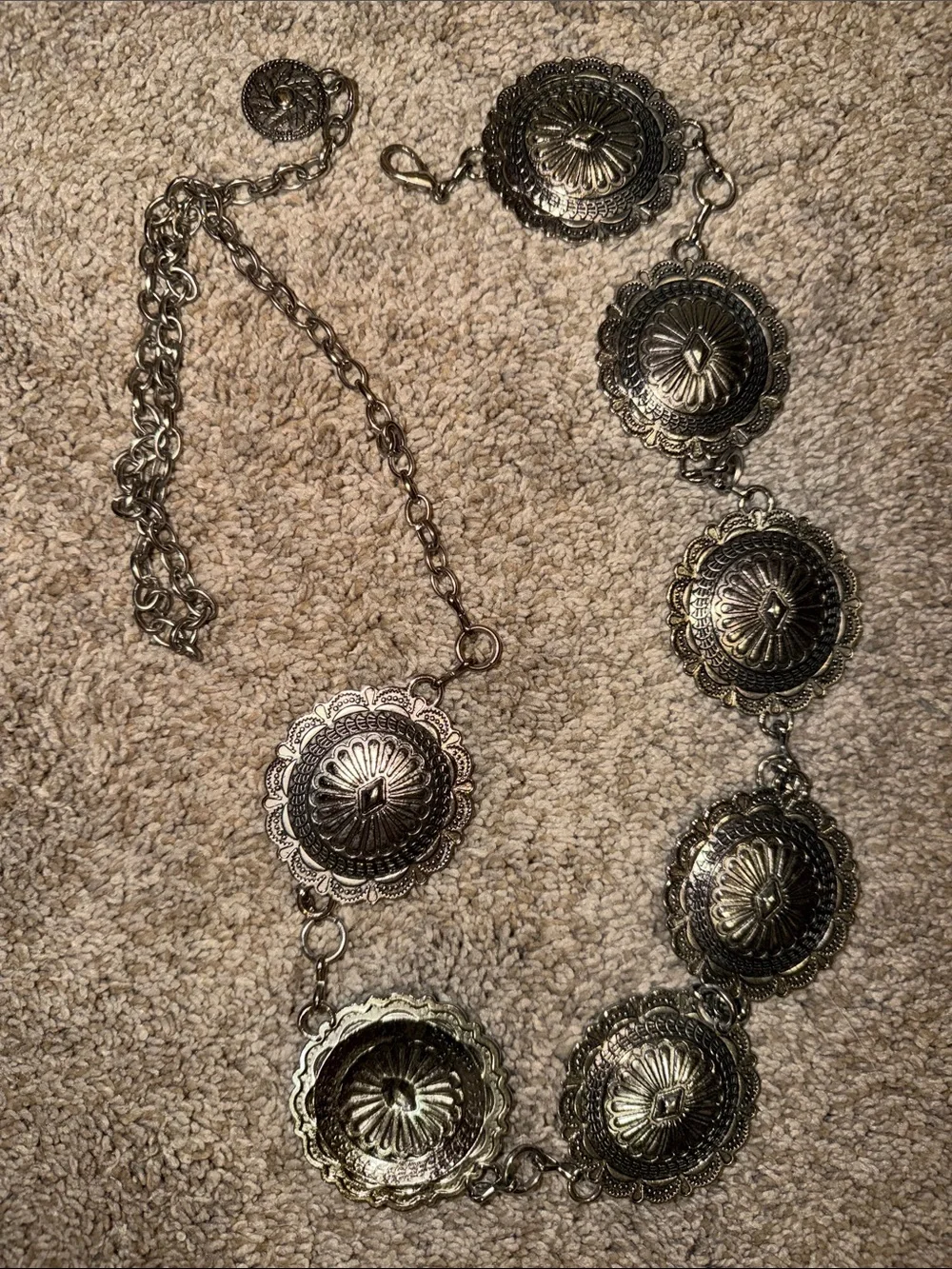 Vintage-Inspired Silver Concho Statement Belt - Picture 1 of 1